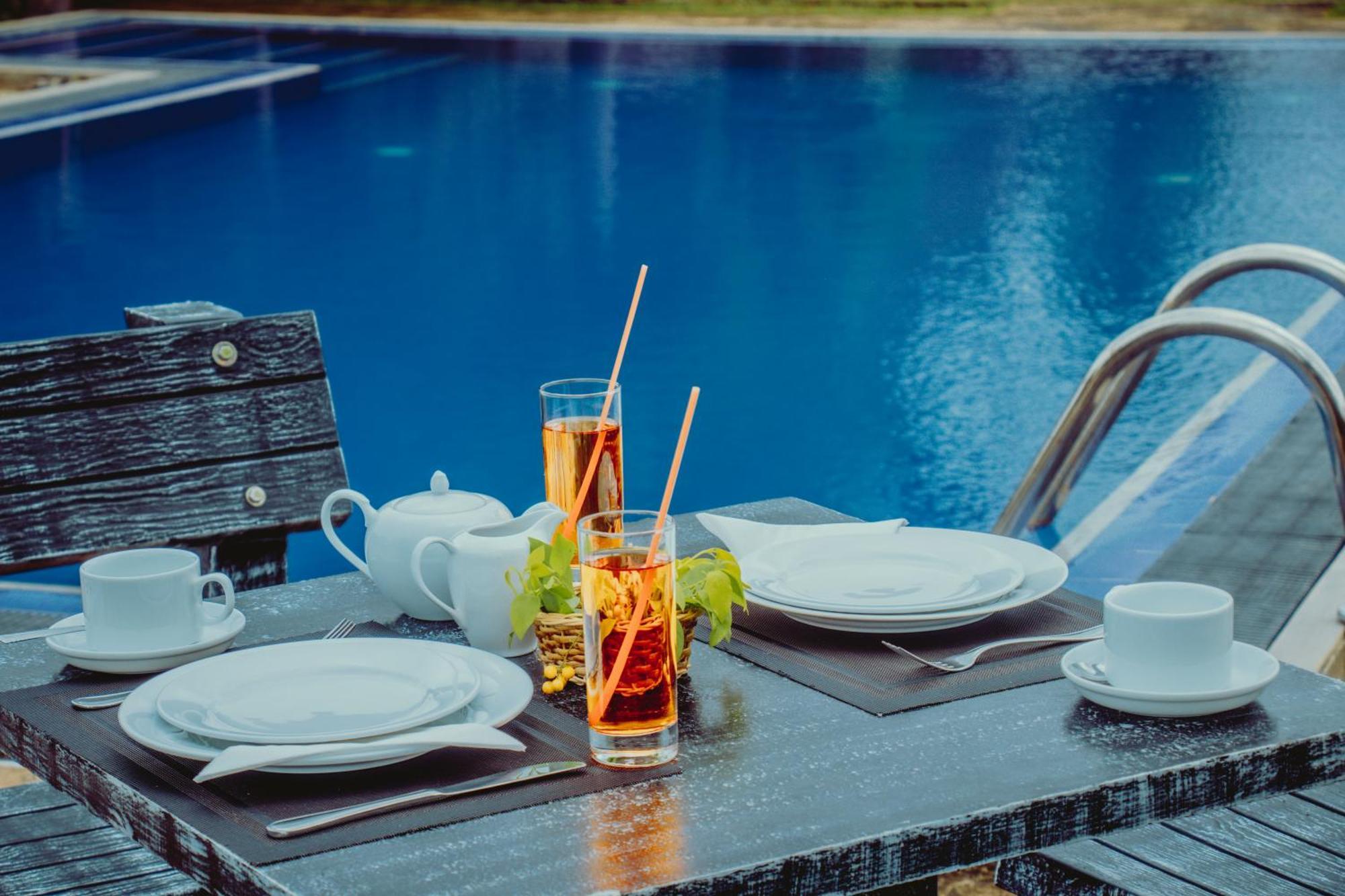 Aqua Hotel Yala Esterno foto